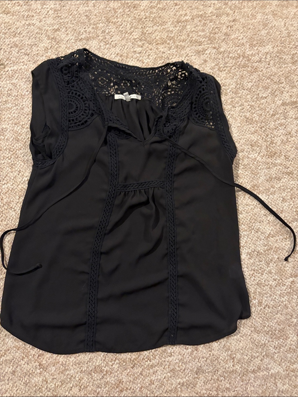 StitchFix Daniel Rainn Black Crochet-Trim Sleeveless top